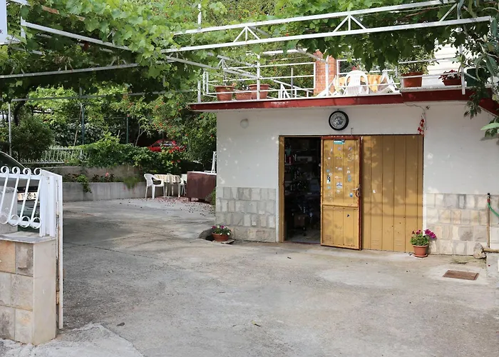 With Parking Space Orebic, Peljesac - 10202 Orebić